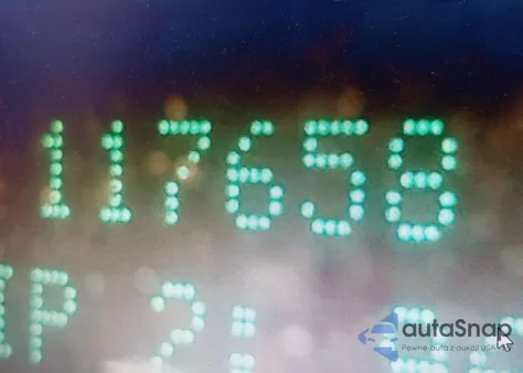 2002 Buick Lesabre Custom from USA, damaged, VIN 1G4HP54K524185497